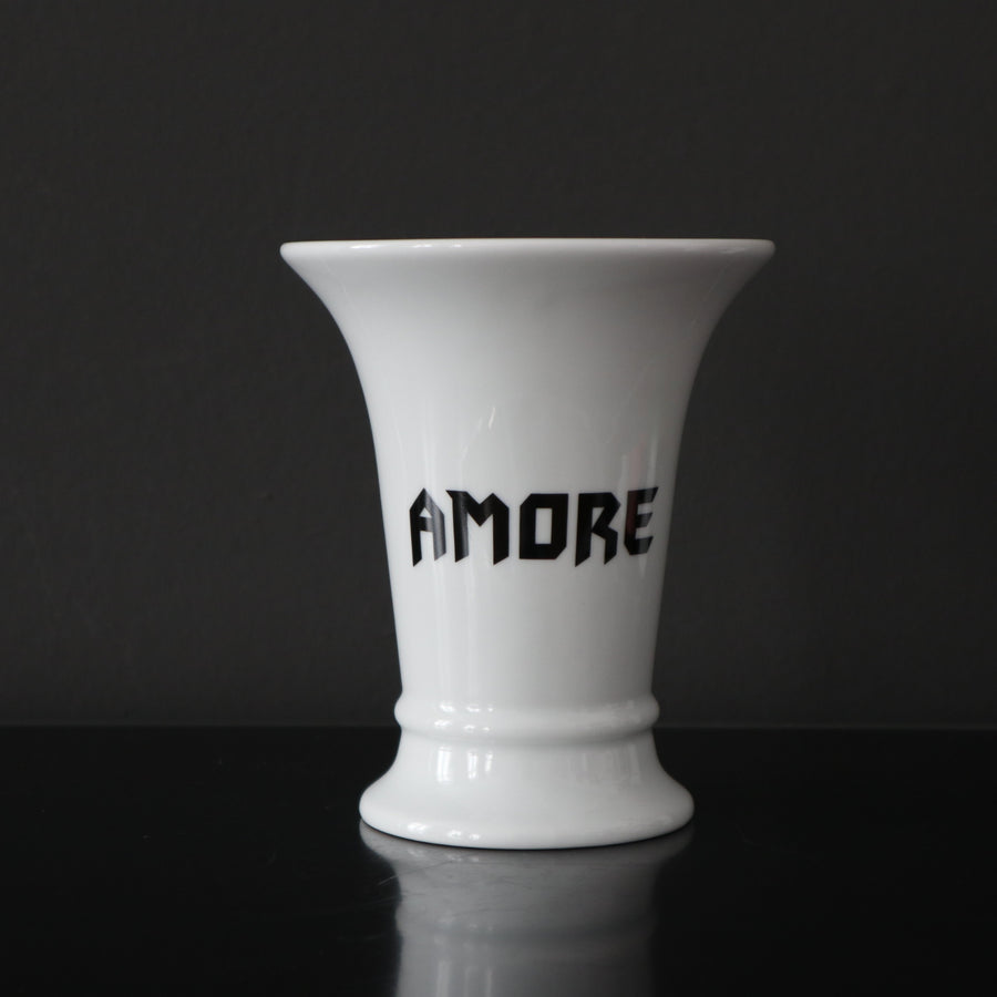 AMORE Vase