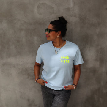 GOOD VIBES T-Shirt blau/neongelb