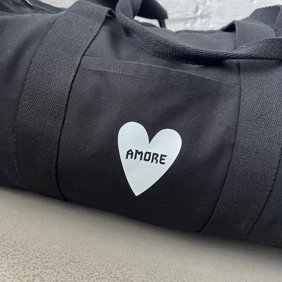 AMORE Herz Bag schwarz